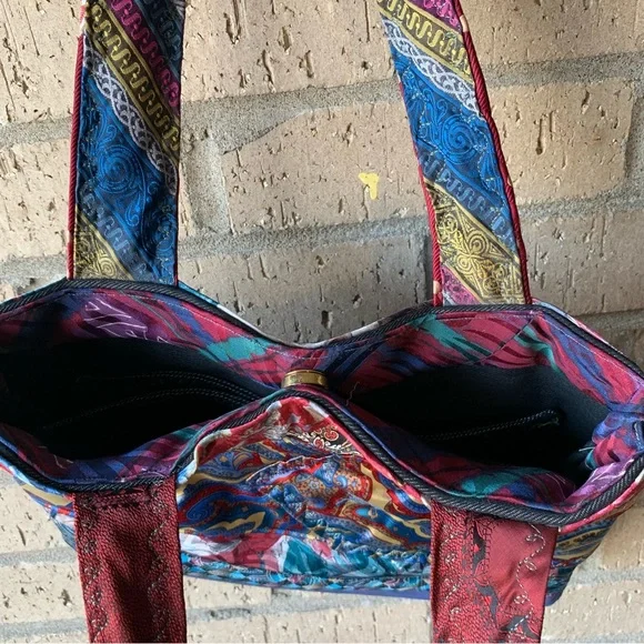 A Katie Bag by Katie Loper Fabric Patch Work Purse with Contrasting  Stitch - Picture 12 of 16